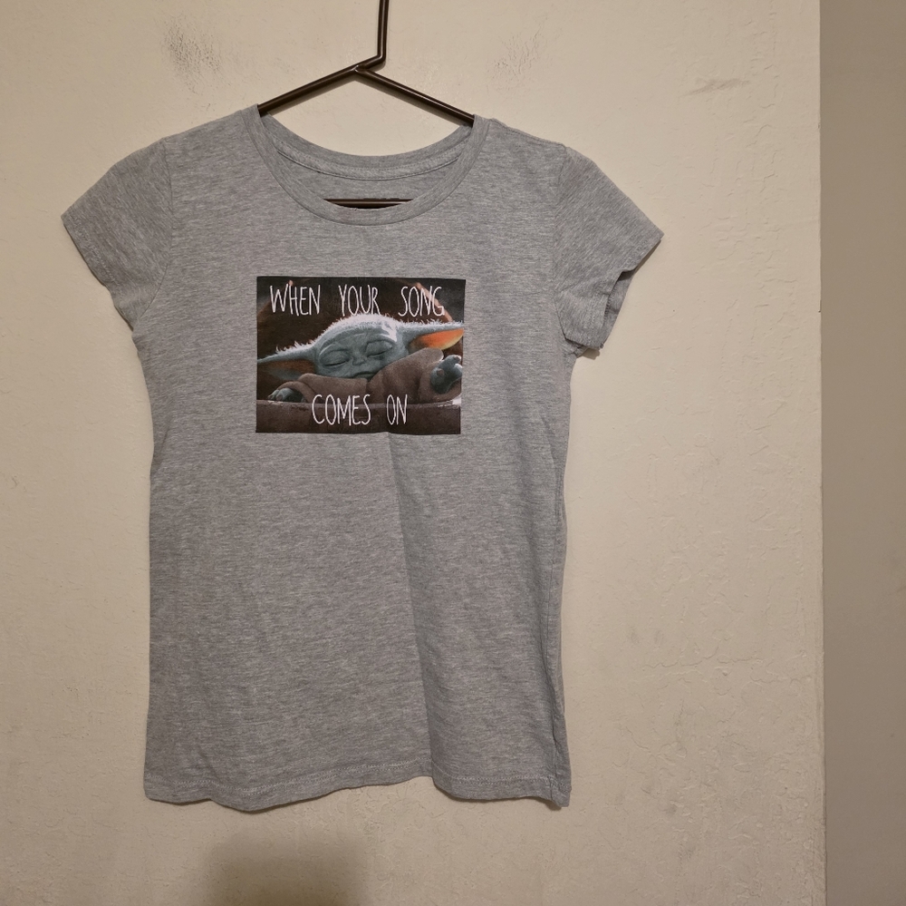 Mad engine Star Wars grey short sleeve shirt size XL